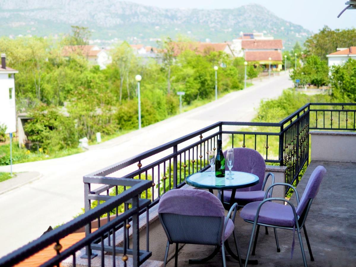 Apartment Ivan-Experience 3 Bedrooms Ljubuški Εξωτερικό φωτογραφία